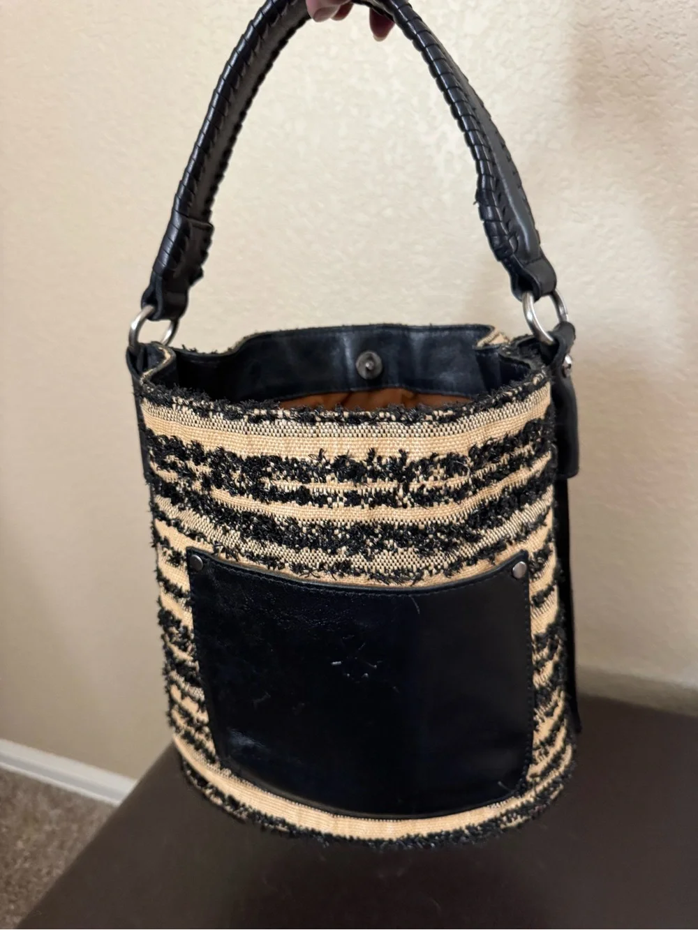 Patricia Nash ebbe woven